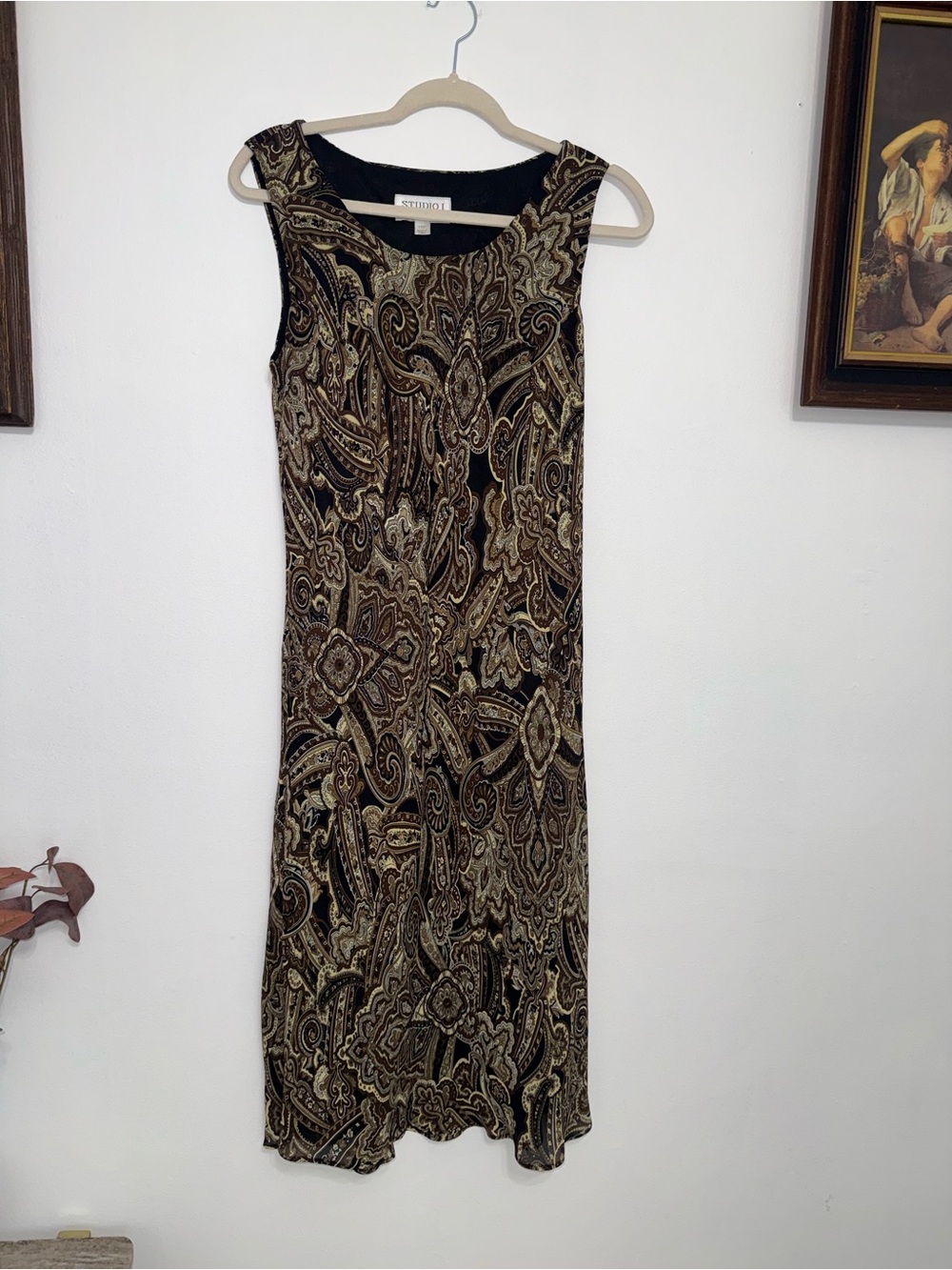 Studio I Black and Gold Paisley-Print Midi Dress